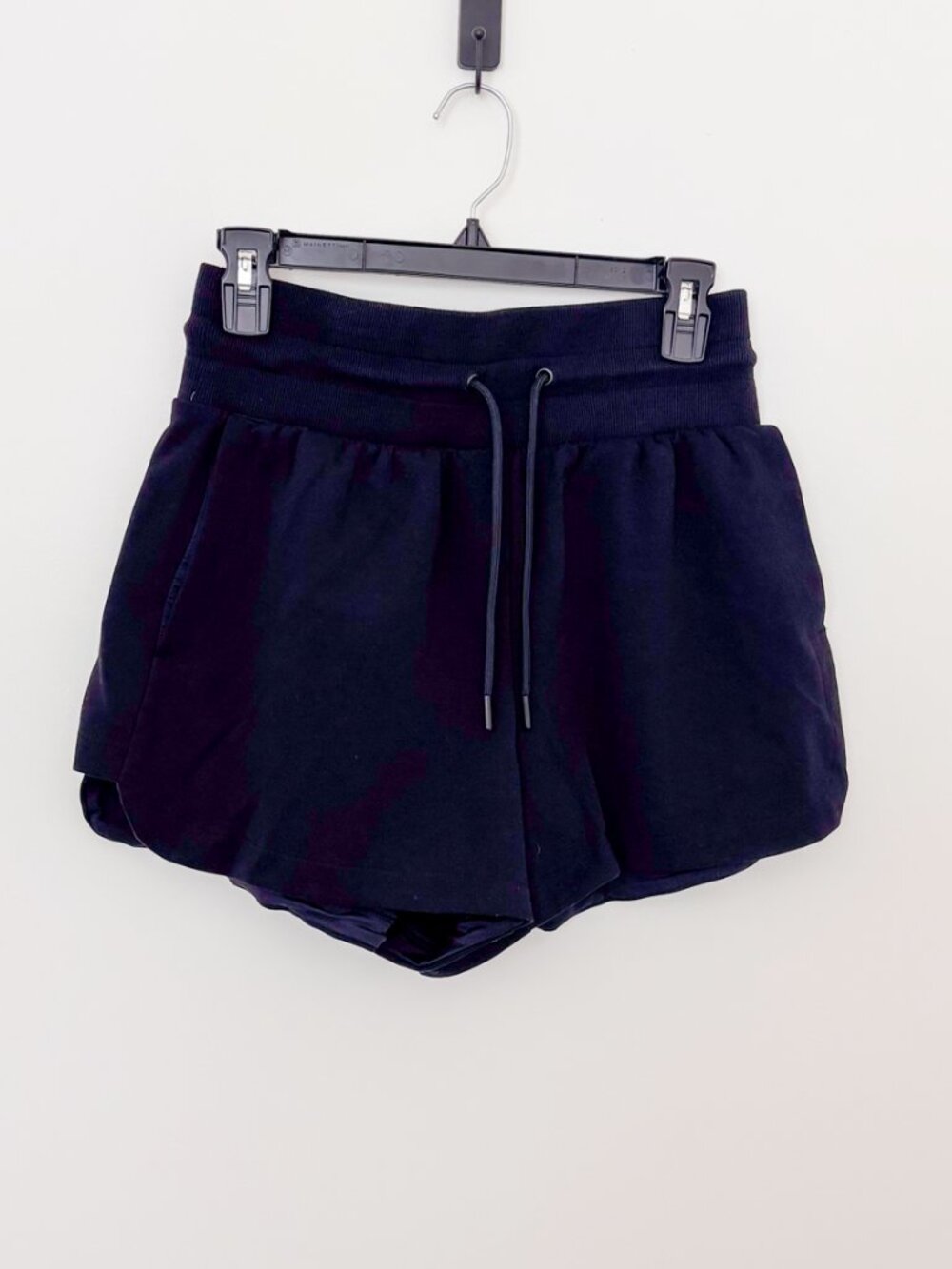 Old Navy Active Dynamic Fleece Extra High Rise Athletic Drawstring Shorts